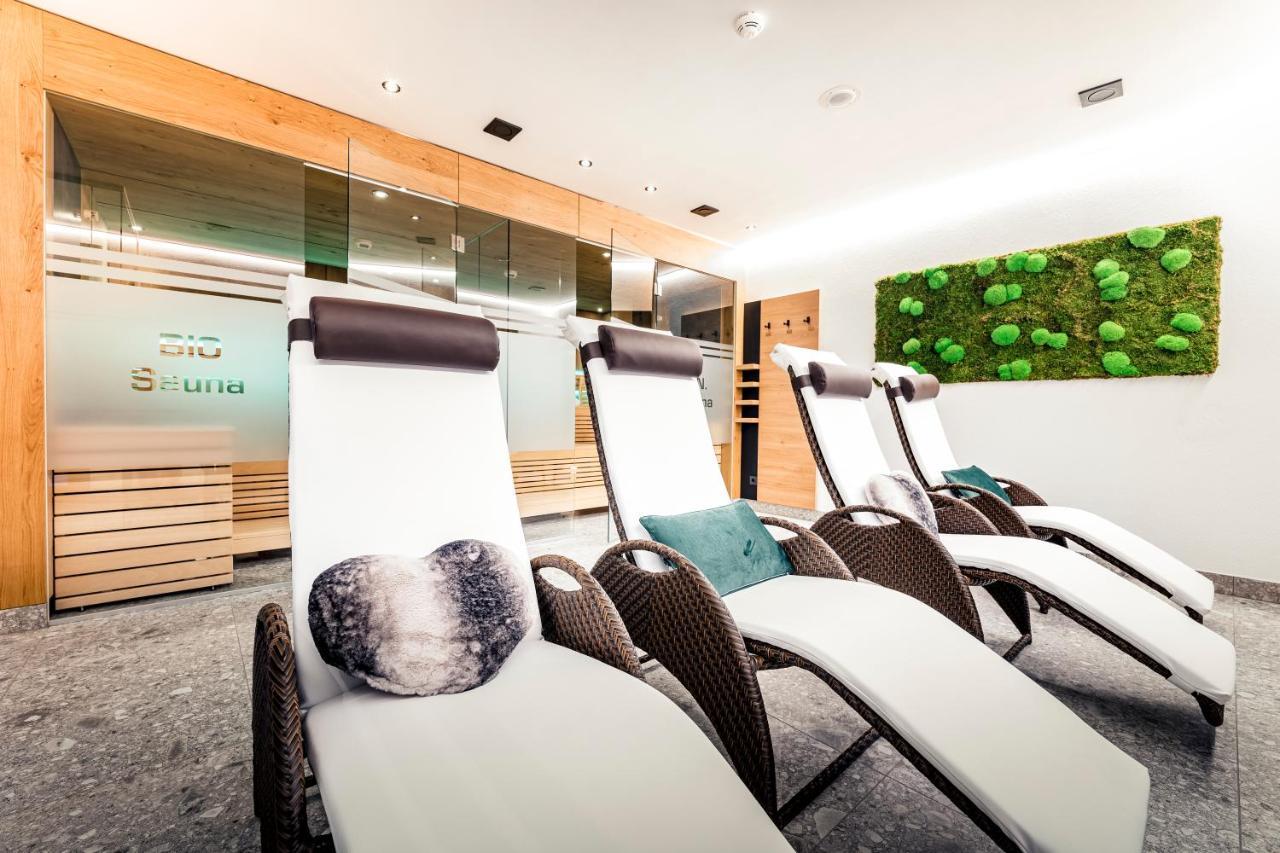 Haus St Anton - Incl Gratis Premium Sommerkarte Sankt Anton am Arlberg Exterior photo